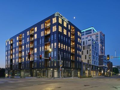 300 S Clinton St #704, Iowacity, IA, 52240