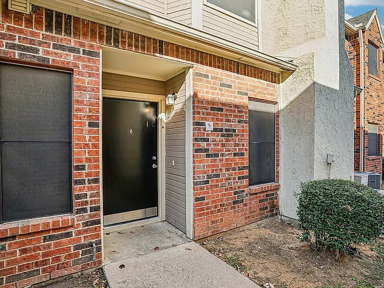 Studio/loft front entrance