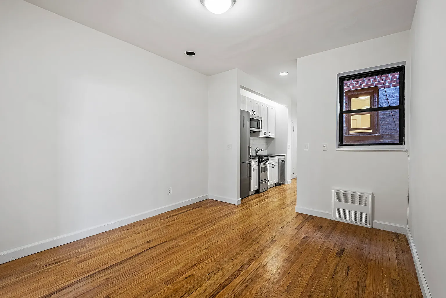 172 East 82nd Street — Photo 3