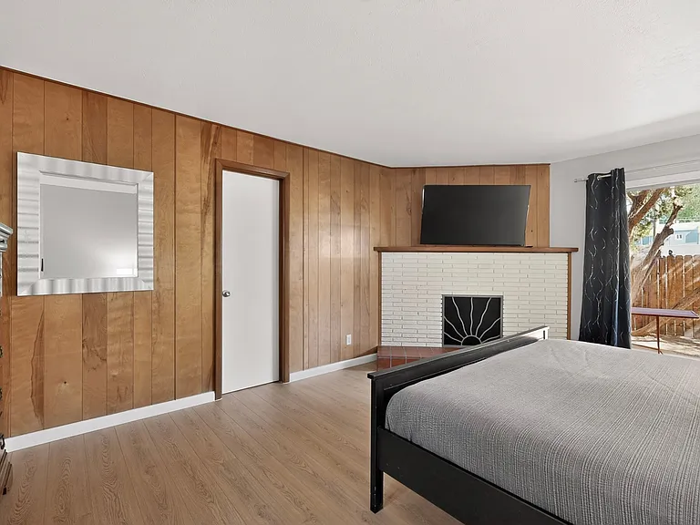 4707 Marquette Ave NE — Photo 18
