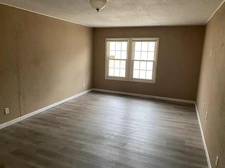 10401 Richmond Ave — Photo 12