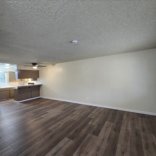 1414 W Clinton Ave Photo 1