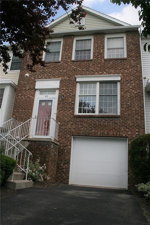 42 Jordache Ln, Spencerport, NY 14559 Zillow