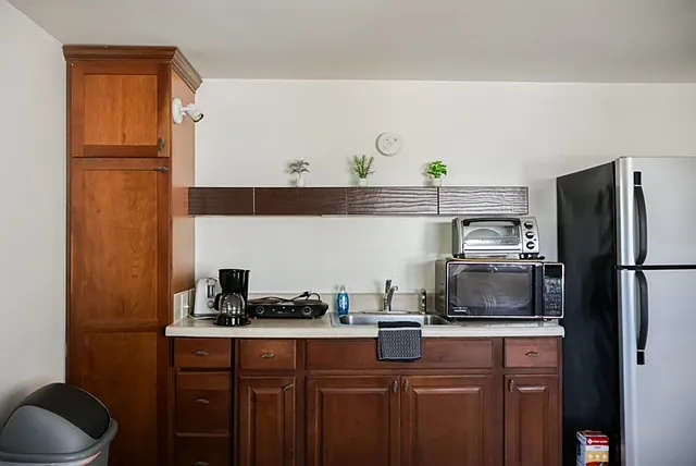 221 Pameto Rd #C — Photo 12