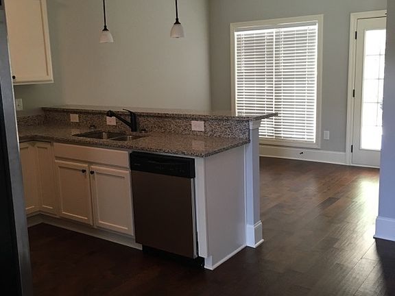 Breakfast Area off kitchen