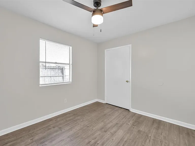 Woodcreek Townhomes — Photo 23