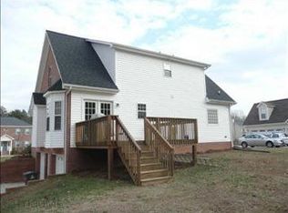 2160 Denise Ln, Winston Salem, NC 27127