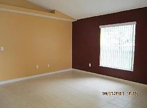 5th image of 527 Pine St