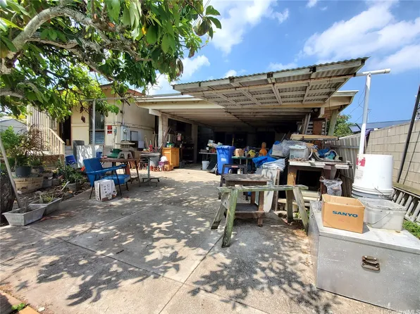 610 Halela St APT A, Kailua, HI 96734