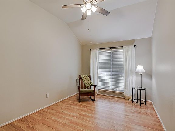 5th image of 1515 Laurel Oak Loop