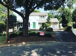 62 Leone Ct, Glen Rock, NJ 07452