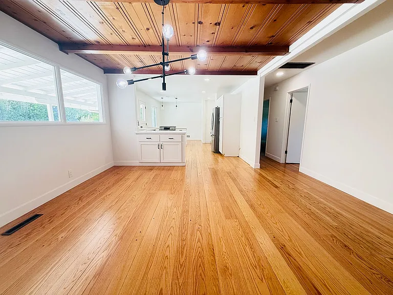 845 McEllen Way — Photo 6