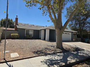 544 E Avenue J4, Lancaster, CA 93535