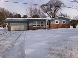 1006 Cheesman Rd, Saint Louis, MI 48880