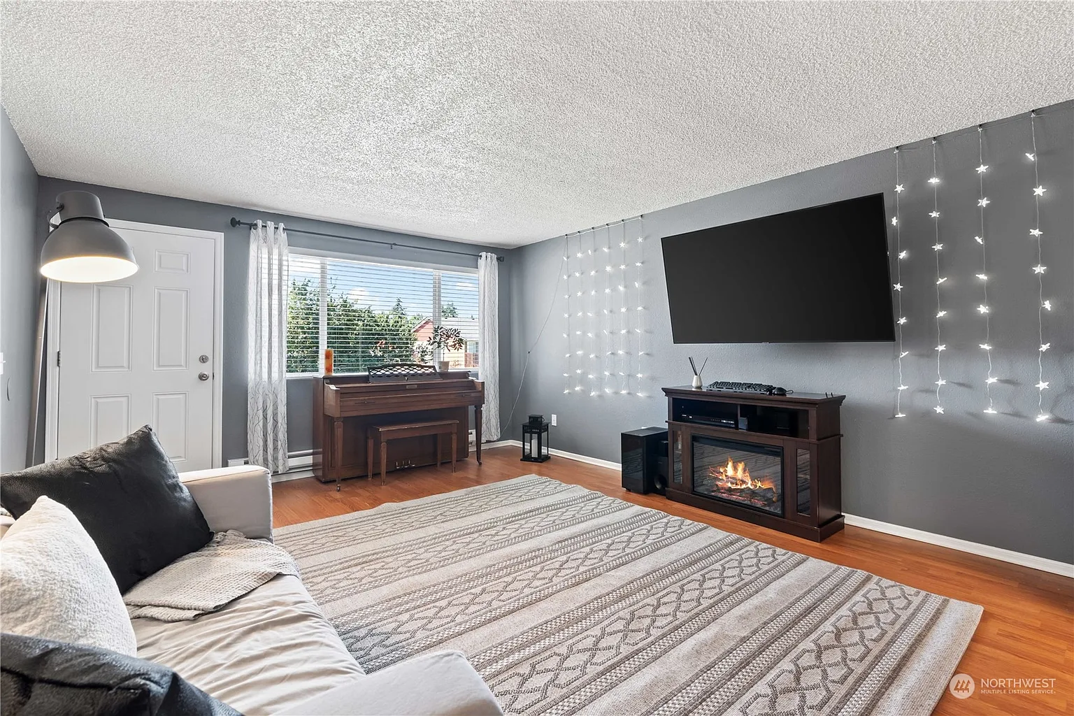 33307 23rd Avenue SW photo 1