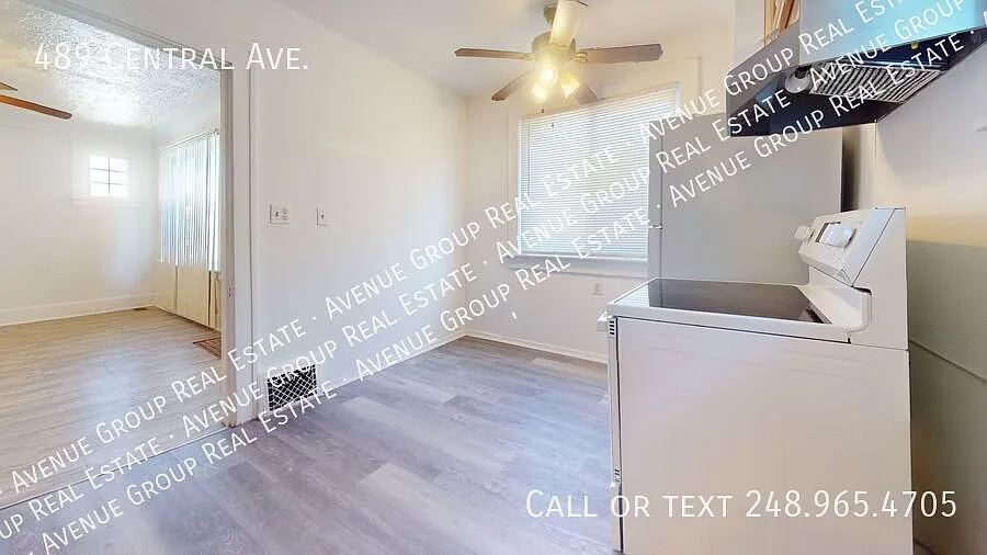 Charming 2-Bedroom Home for Lease in Pontiac — Photo 3