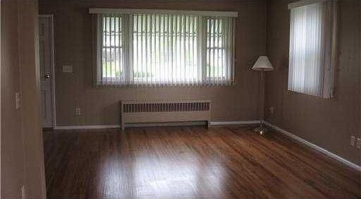 2nd image of 36 Greenway Dr