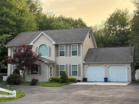 2nd image of 71 Meckesville Rd