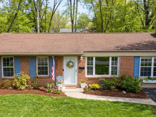 648 Chateau Dr, Cincinnati, OH 45244