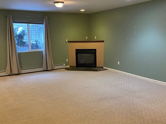 2nd image of 617 N St APT D