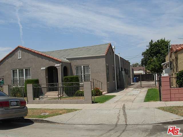 2nd image of 1731 W 64th St