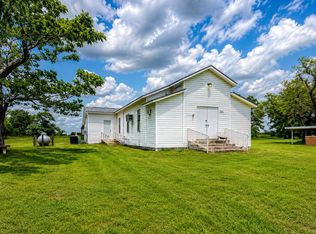 1112 Spruiell St, Jewett, TX 75846
