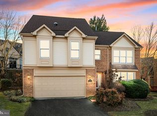 3402 Walnut Hill Ct, Falls Church, VA 22042