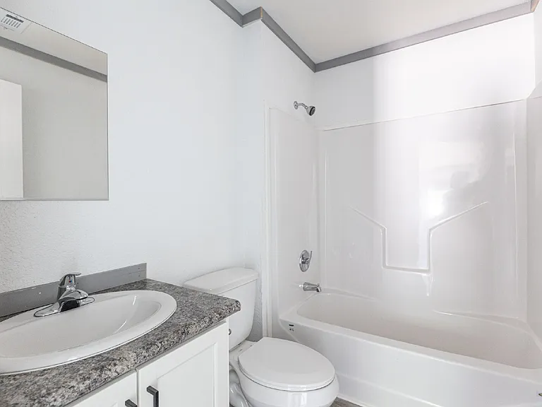193 Live Oaks St #1 — Photo 13