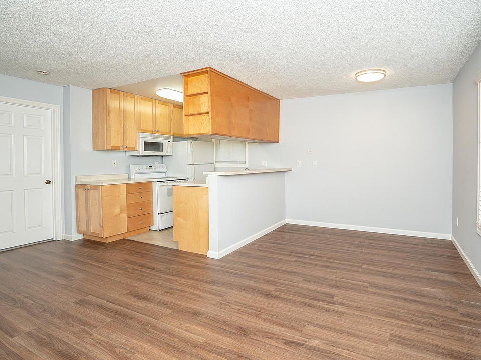 1st image of 2228 Chatsworth Blvd