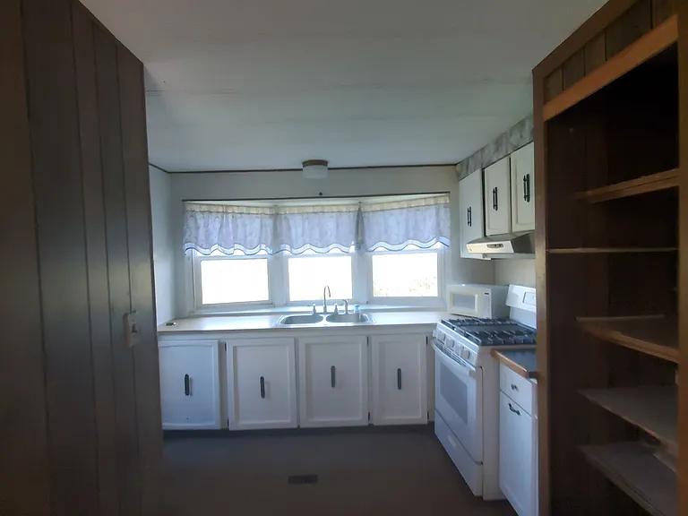 340 Millers Grove Rd — Photo 9