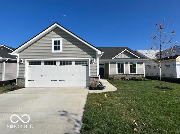 1018 Green Valley Dr, Lebanon, IN 46052