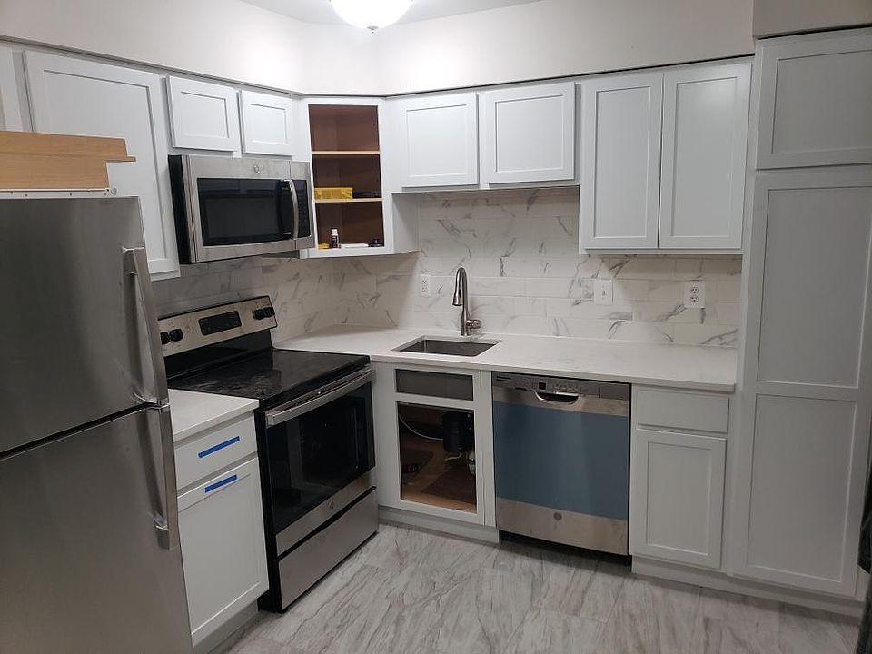 2nd image of 49 Gentry Ct