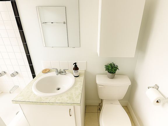 5th image of 290 Mona Ave #9