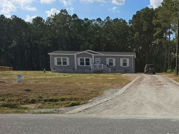 1922 Goose Bay Rd., Loris, SC 29569