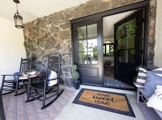 4017 E Country Canyon Rd, Anaheim, CA 92807