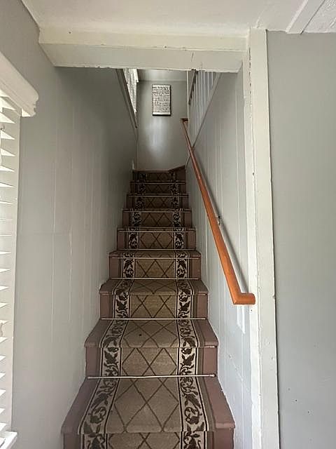 1st image of 1818 Illinois St