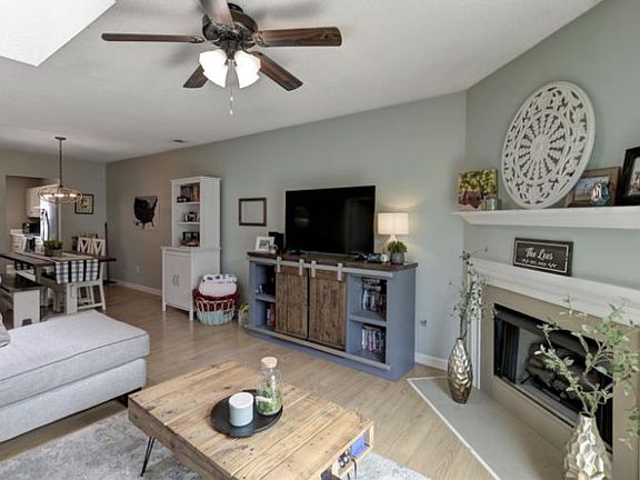 3rd image of 131 Heritage Village Ln