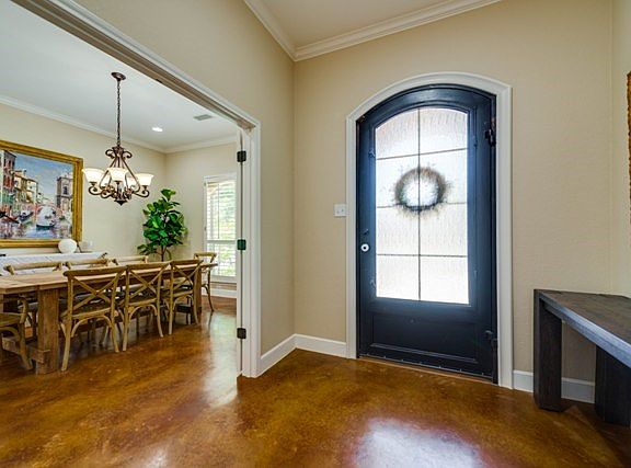 2nd image of 811 Trinidad Pl