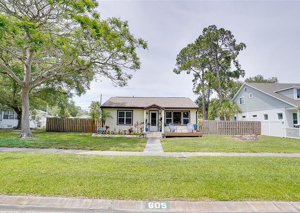 1st image of 605 35th Ave N