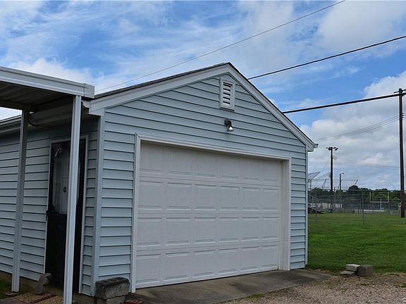 4th image of 200 Seaton Dr