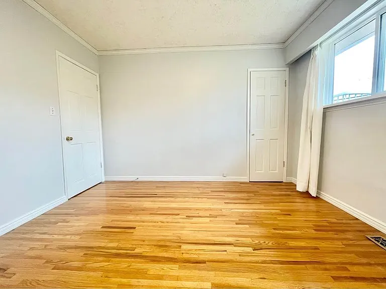 4825 Georgia St — Photo 10