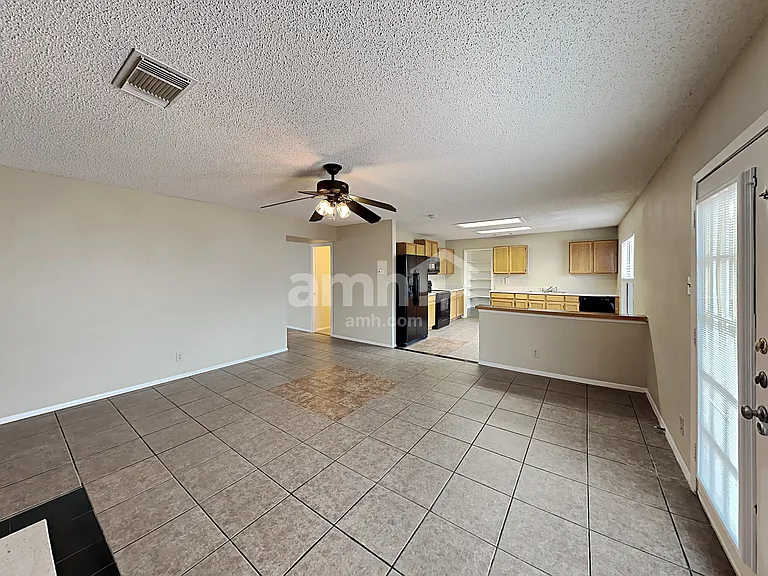 6678 Snow Meadow Dr — Photo 8
