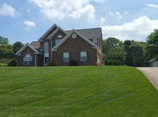 4282 Pointe Norman Dr, Sherrills Ford, NC 28673