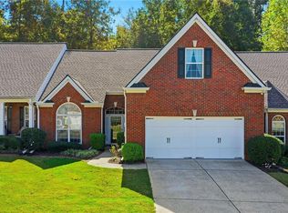 310 Lauren Ln, Woodstock, GA 30188