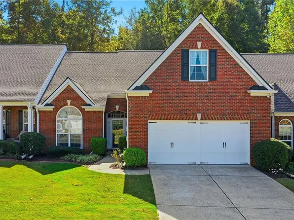 310 Lauren Ln, Woodstock, GA 30188