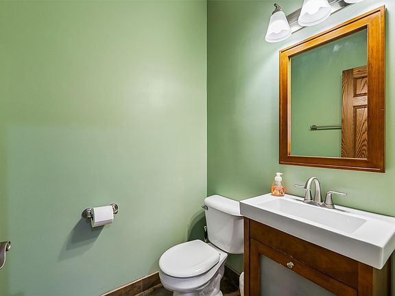 3rd image of 9317 Catalina Cir