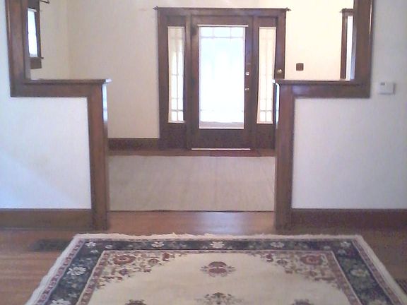 Dining room to front entry