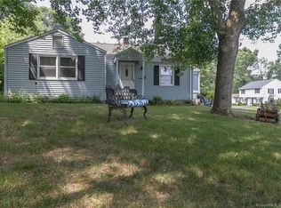 189 Back Ln, Newington, CT 06111