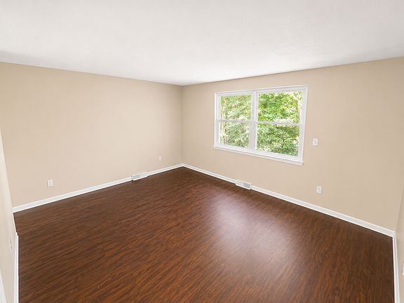 5th image of 7702 Kessler Ln