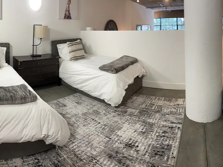 300 Beale St #304 — Photo 14